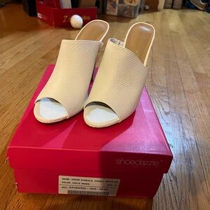 SIZE 10, cute Shoe Dazzle open toed heels